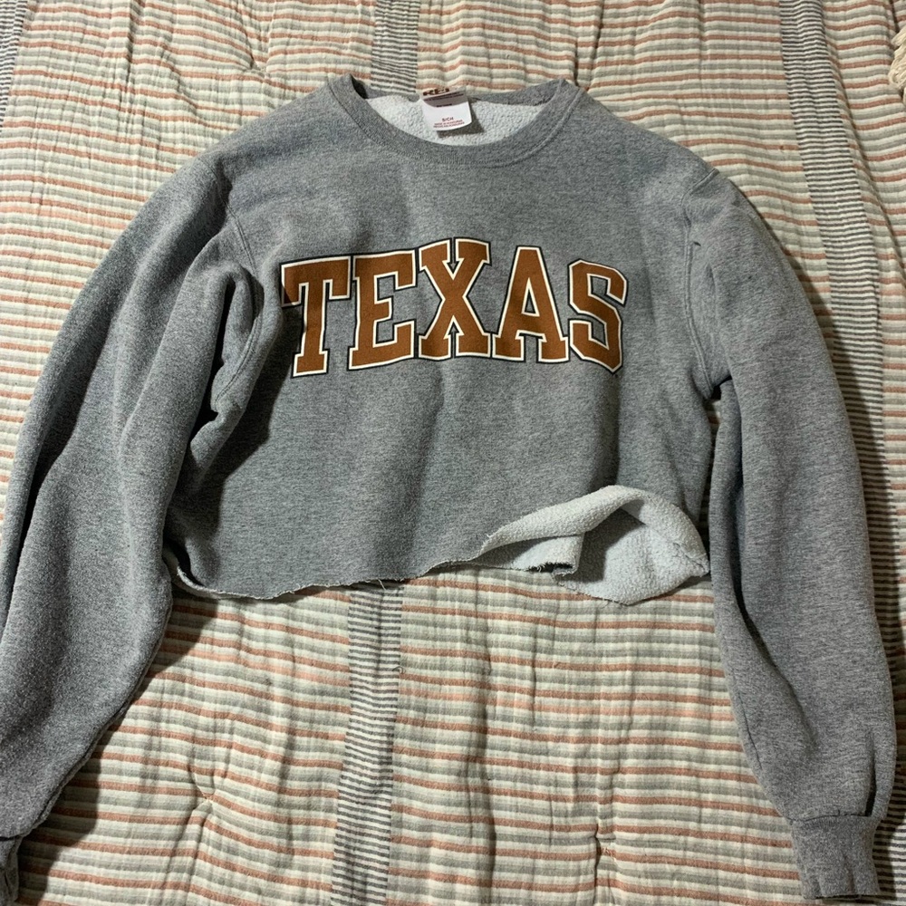 Cropped UT sweater